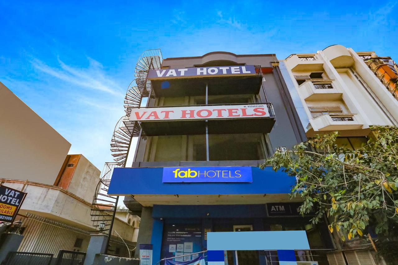 Fabhotel Vat - Meera Bagh Delhi Zewnętrze zdjęcie